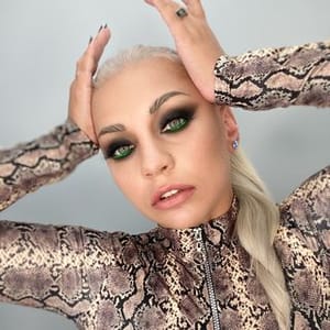 Roxana Bucur