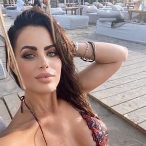 Silvya More
