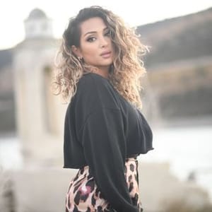 Tia Savva