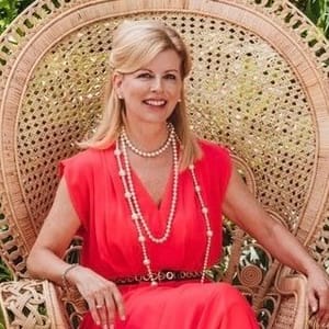 Helen Cummins