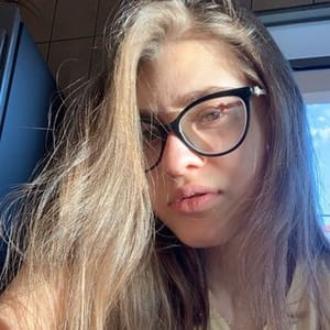 Vitoria Puttini