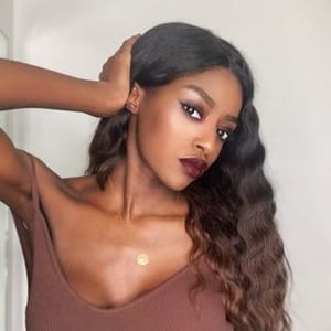 Elisa Lola .L