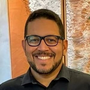 Hugo Apolonio