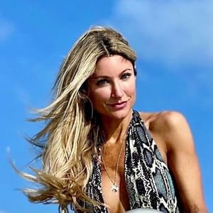 Mckinzie Roth