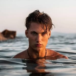 Nikolaj Van Look