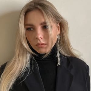 Alina Velnikovskaya