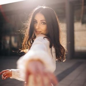 Esther Crashion