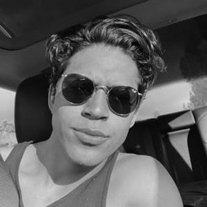 Niko Guardado