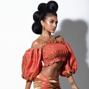Paula Deanda