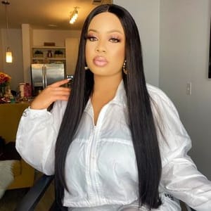 Nina Ivy