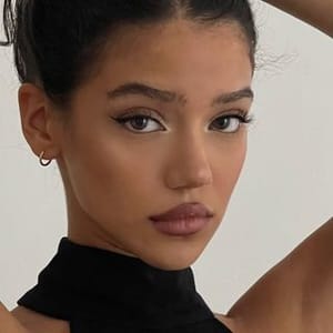 Dina Denoire