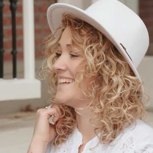 Kimberly Curly