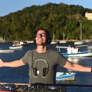 Dj Cherry'o