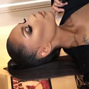 Vee  Marie