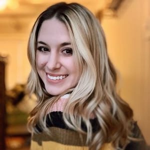 Olivia Aka
