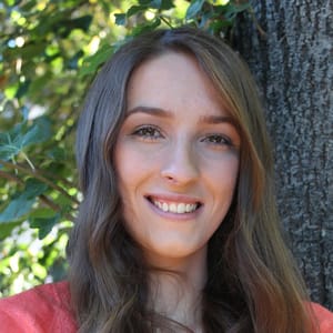 Sarah Johnson – EssyJae