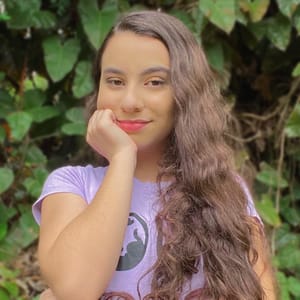 Iris Carvalho Costa