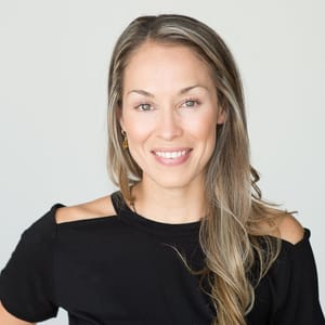 Valeria Lozano