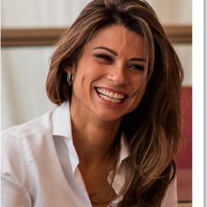 Karina Peloi Nutricionista