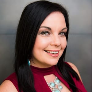 Deanna Lee