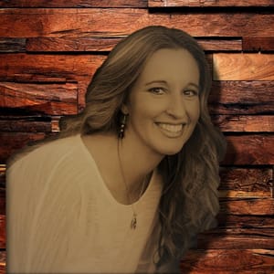 Contact Kelly Barlow Creations Creator and Influencer