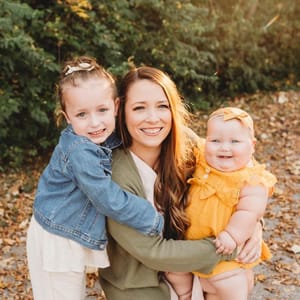 Contact Pineapple baby Madi Creator and Influencer