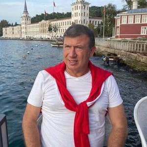 Tanju Colak