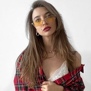 Nastya Li