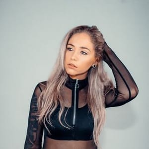 Lizzy Jane