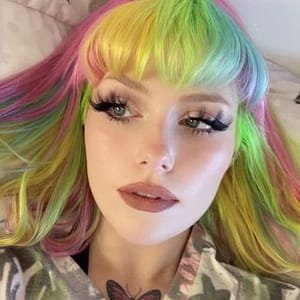 Zoe Robertson
