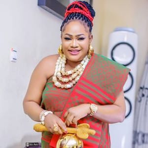Queen Seyi Asake Yeyesaoliyere