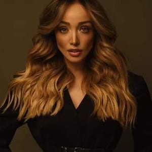 Gaby Lozoya