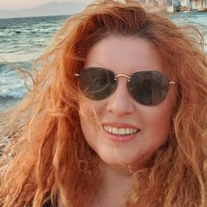 Ebru Ayaslilar