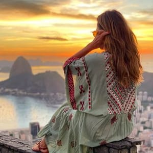 Flavia Pires