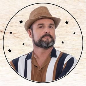 Leo Estakazero