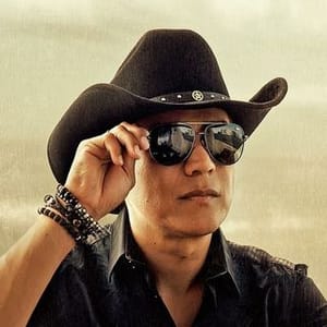 Americo El Rey De La Cumbia