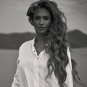 Amina Daudovavizazhist
