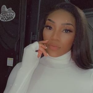 Victoria Vivians