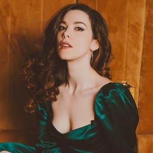 Nicole Emma Vaunt.