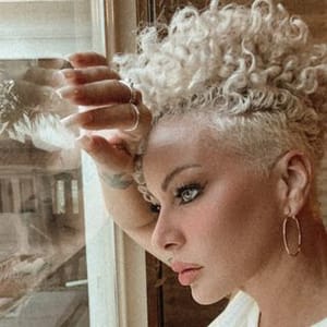 Angelique Burbu