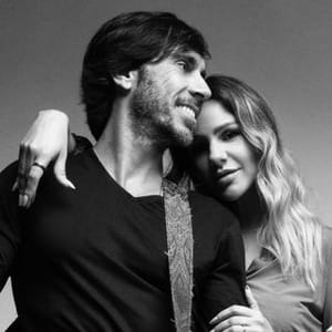 Claus E Vanessa