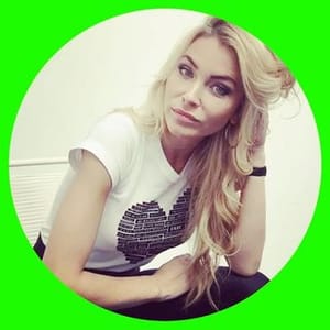 Eva Harlou