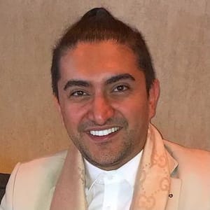 Seyed Yashar Tavakolian