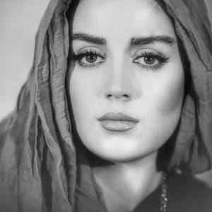 Afsaneh Pakroo