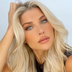 Melanie Collins