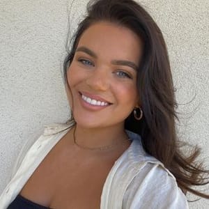 Tayla-blue
