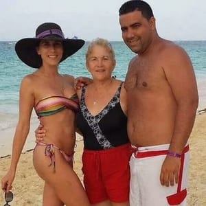Mey Santamaria