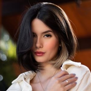 Vivian Schilling