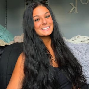 Olivia Kapinos Influencer Profile - Work With Influencer Olivia Kapinos