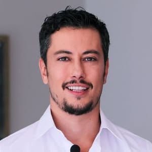 Bora Ozel